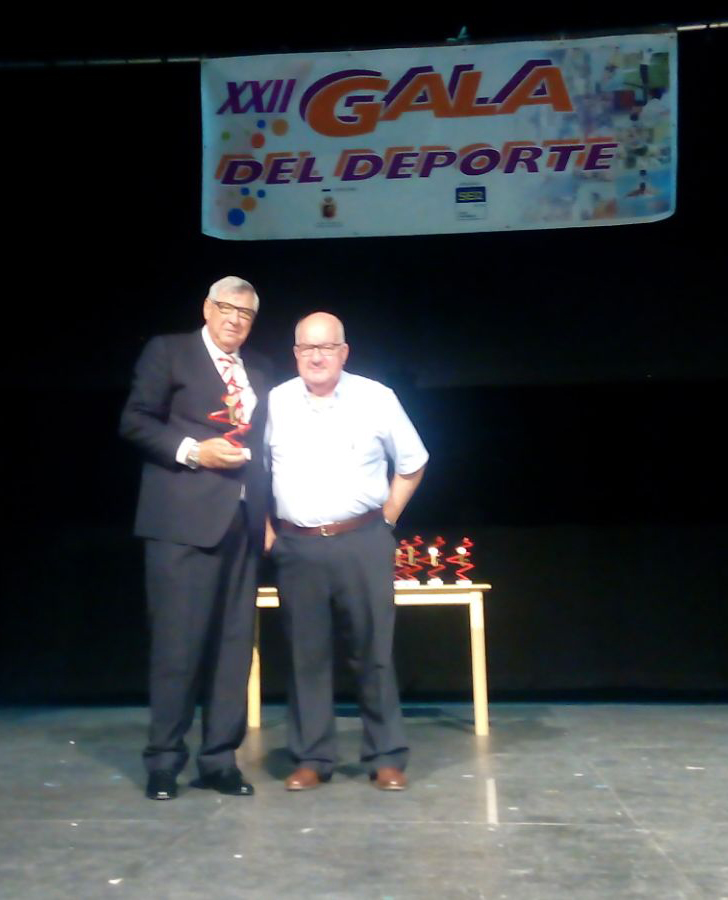 El y locutor de Radio Guía, Pablo Castro, premiado por la Cadena Ser de Peñarroya-Pueblonuevo | Villanueva del Duque